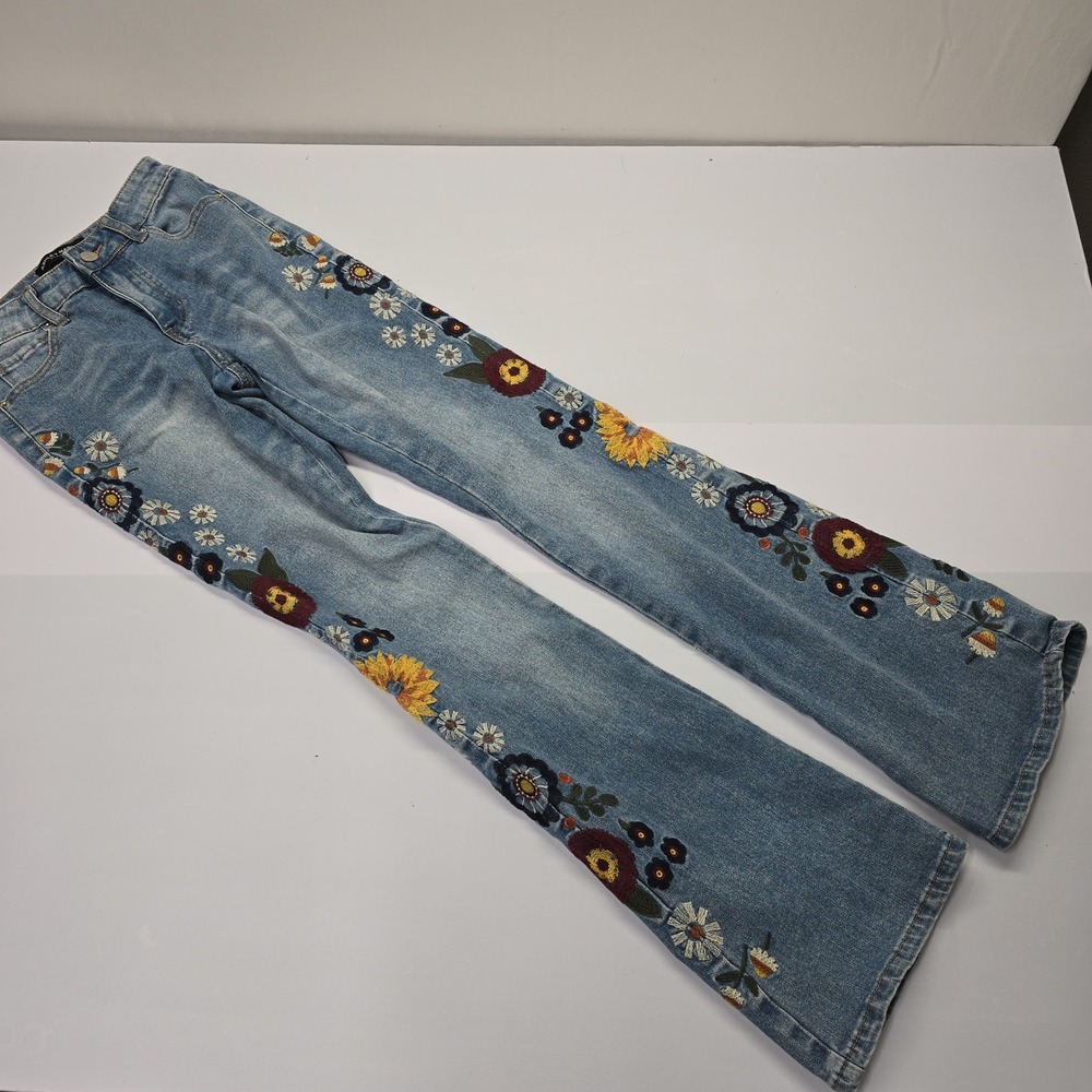 Embroidered Floral Blue Women’s Jeans - Picture 2 of 6